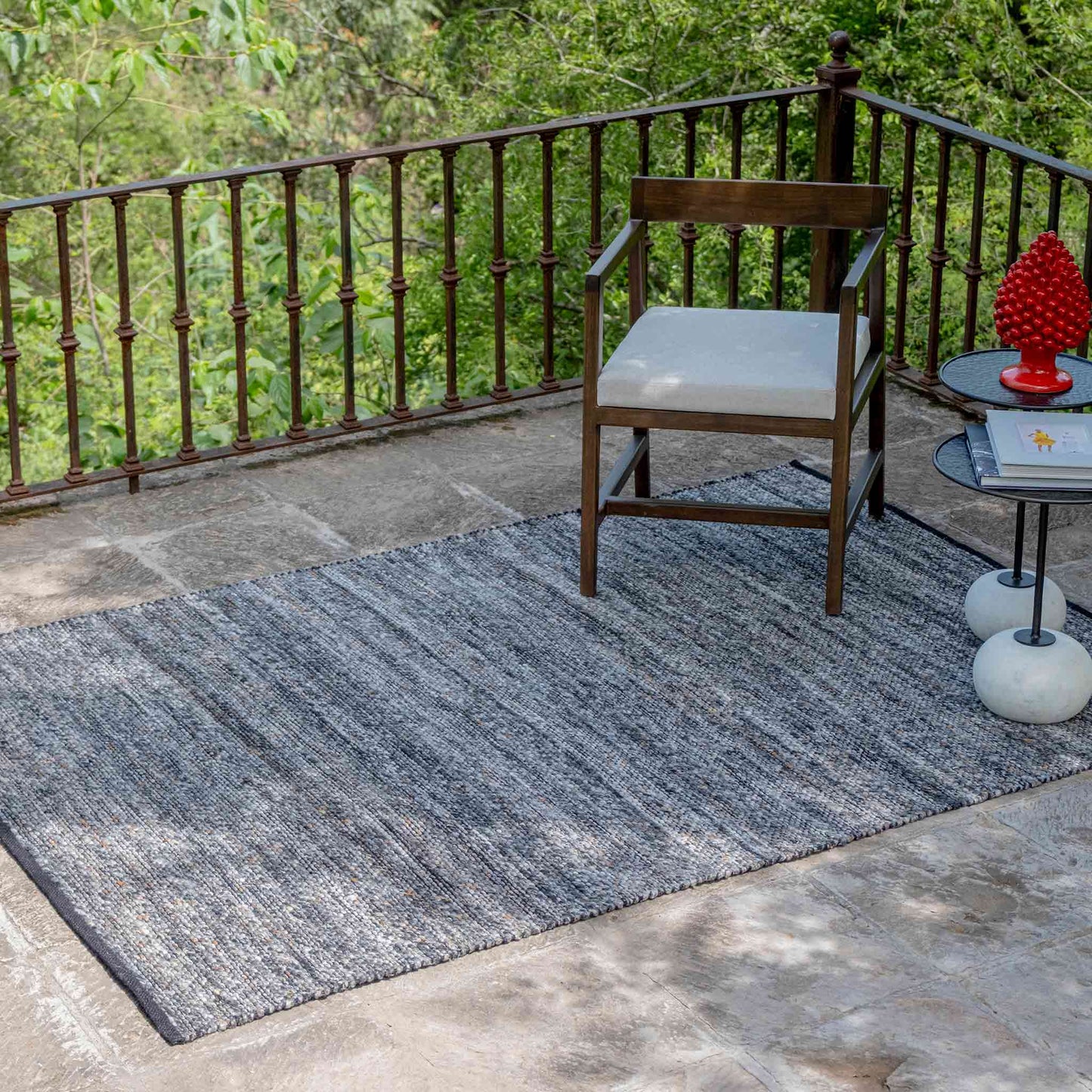 Tapete Decorativo Feizy Fiji 132N – Texturizado Moderno Charcoal | Taupe Indoor / Outdoor