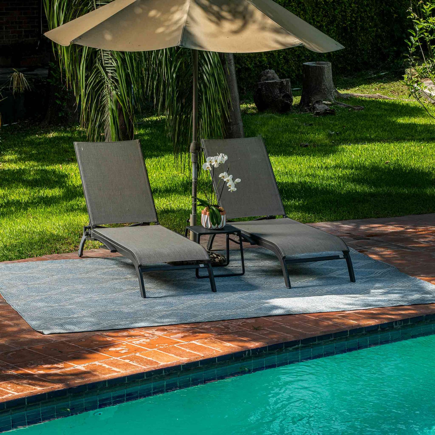 Tapete Decorativo Feizy NIZA 2006R – Geométrico Texturizado Azul Indoor / Outdoor