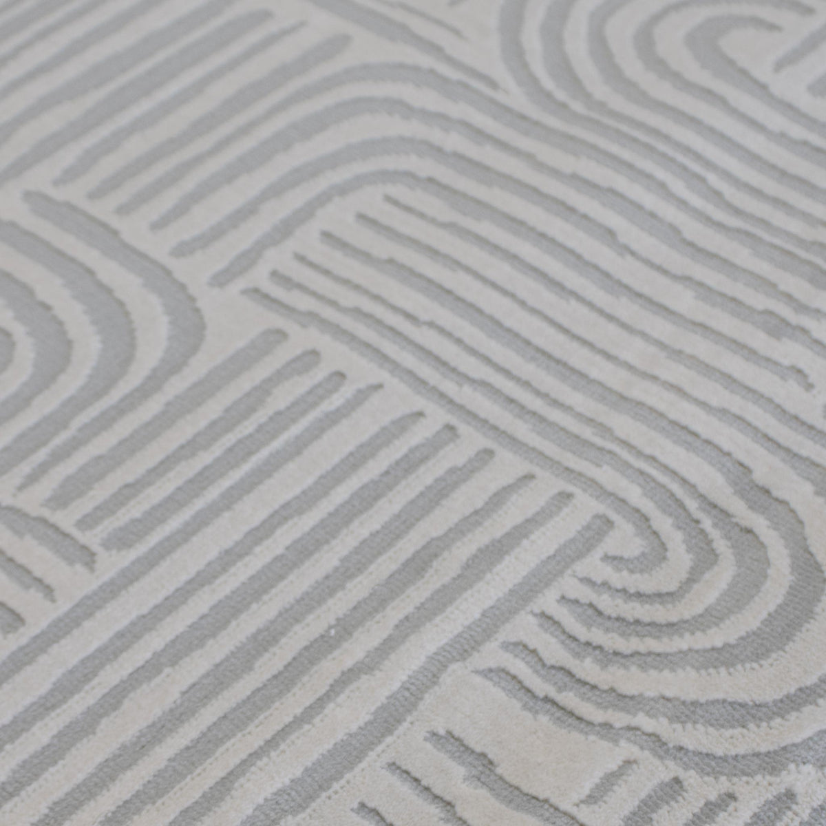 Tapete Decorativo Atmer 1080C Gris / Ivory – Geométrico · Interior