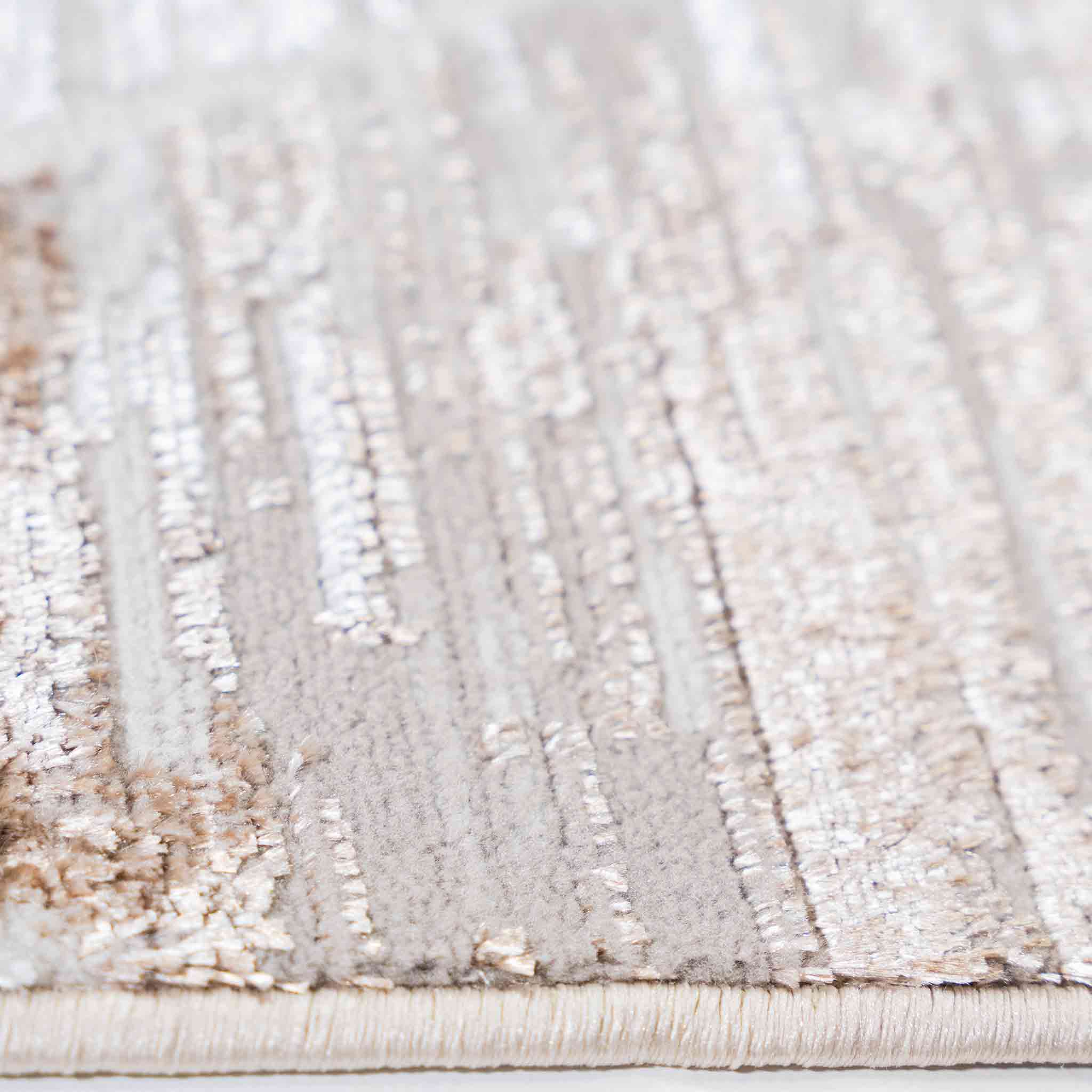 Tapete Decorativo Baltea R1007 Gris / Crema / Oro – Geométrico · Interior