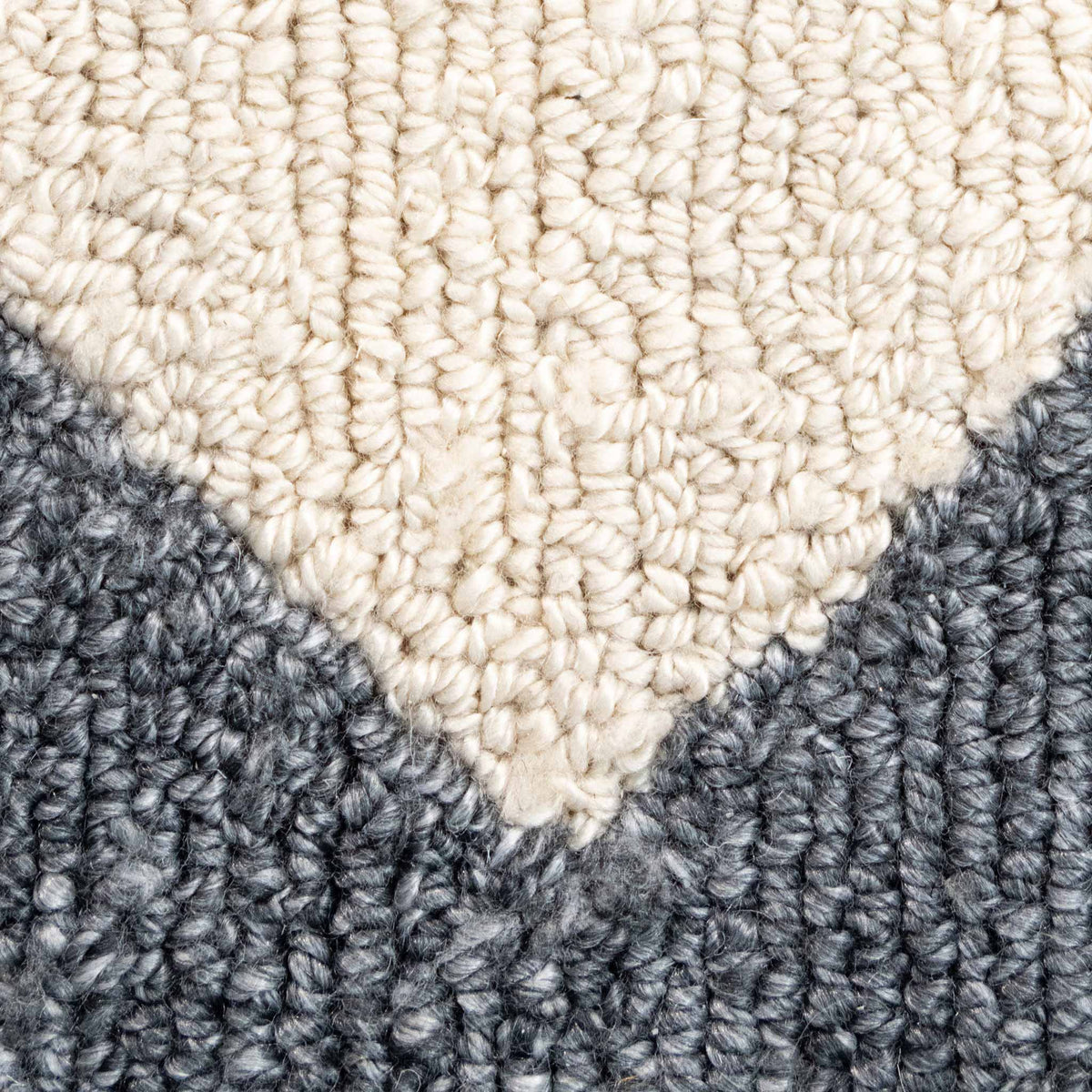 Tapete Decorativo Kali D2030 Gris / Crema – Geométrico · Exterior