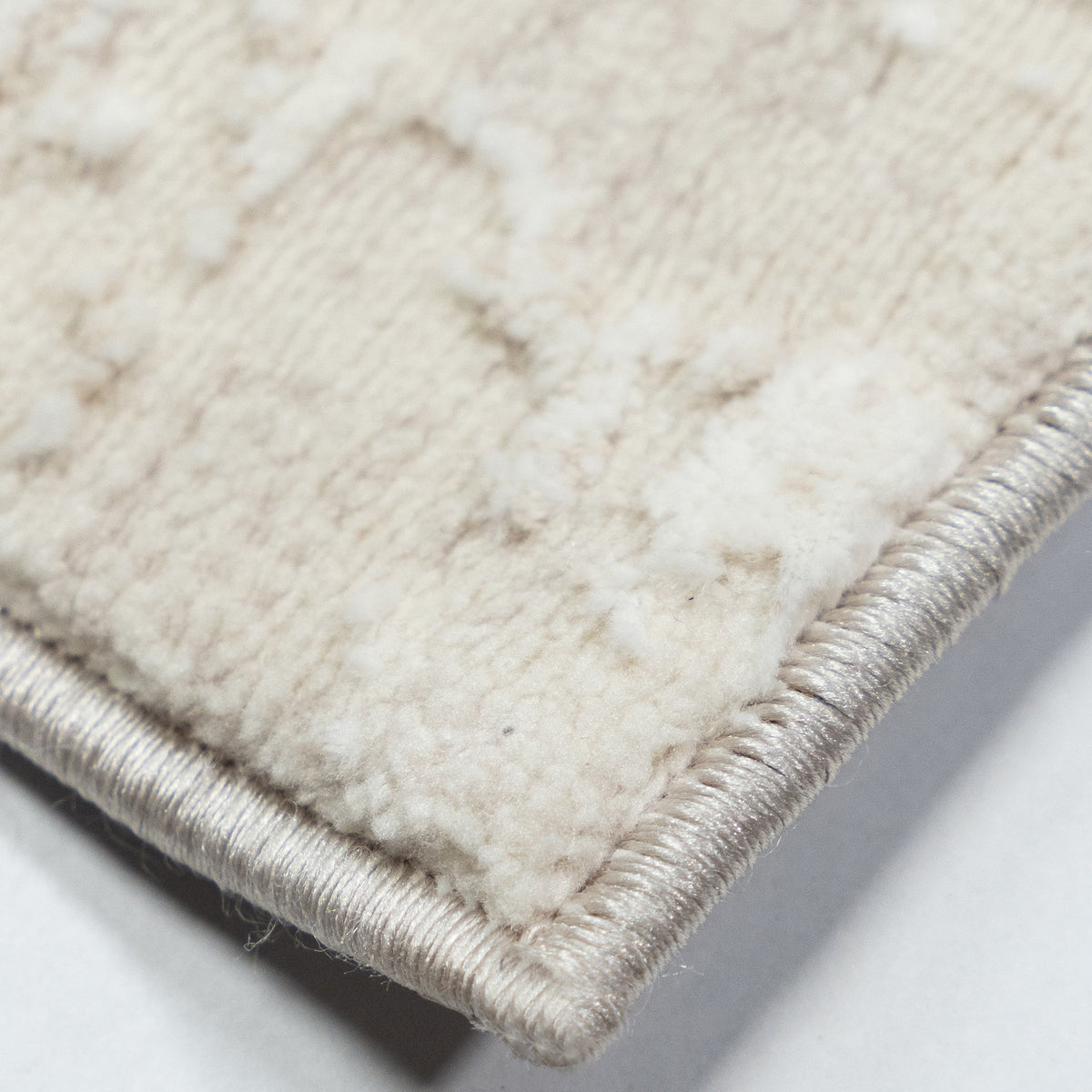 Tapete Decorativo Mesina U5039 – Color Beige / Crema