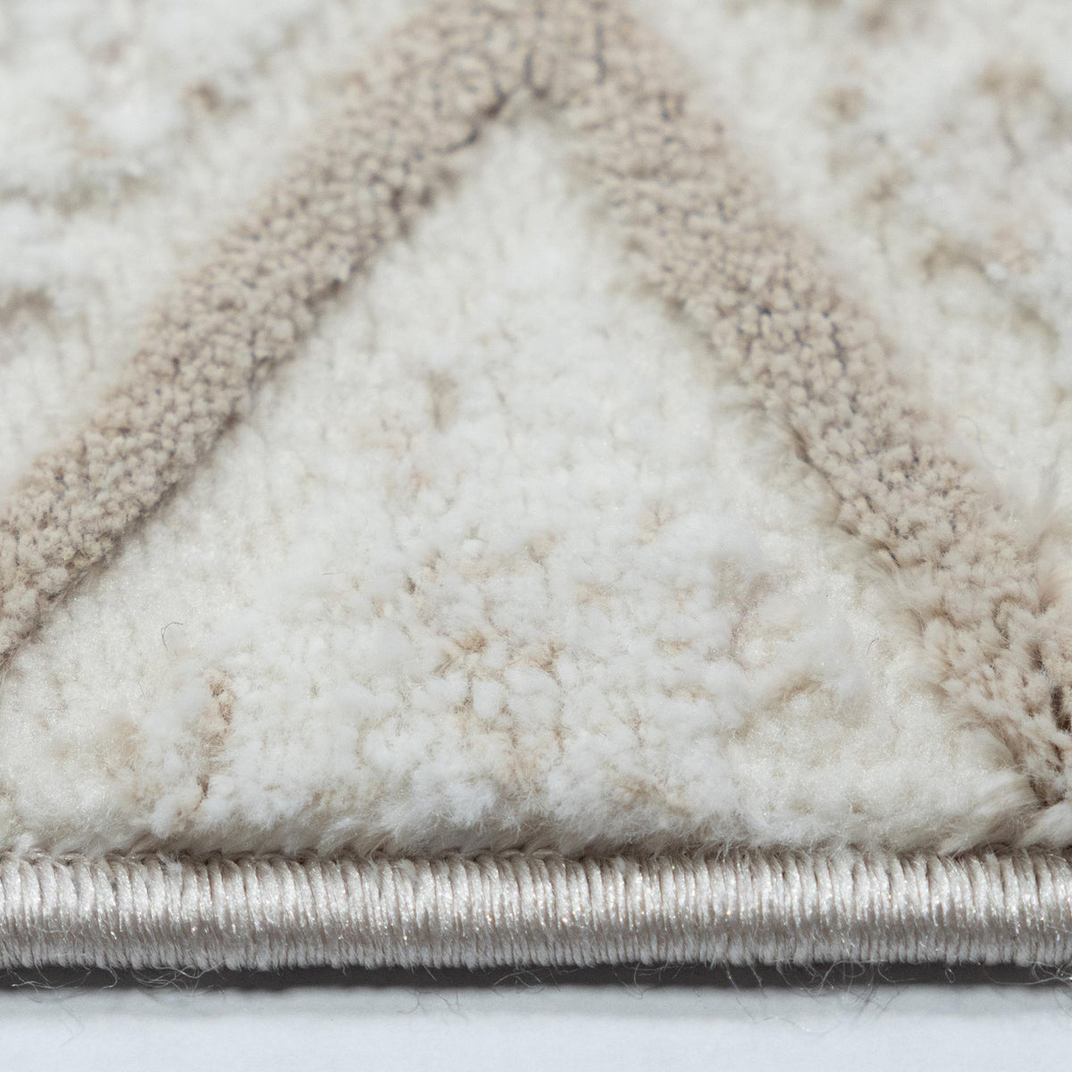 Tapete Decorativo Mesina U5039 – Color Beige / Crema