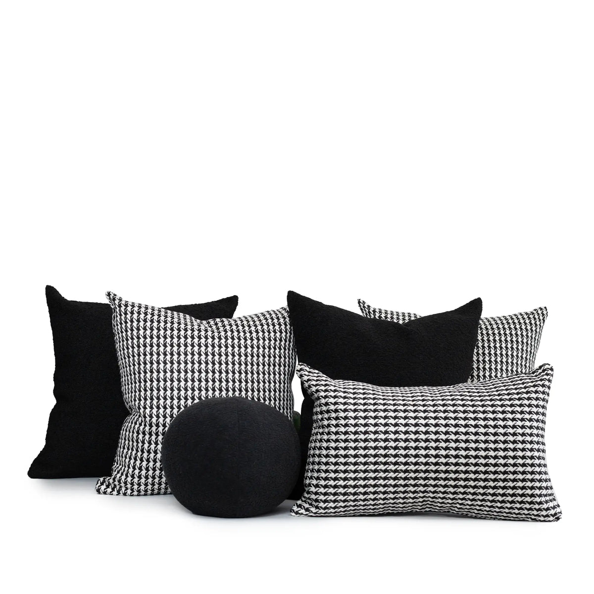 Set 6 Cojines Decorativos A&A Negro — Elegancia Atemporal · Interior