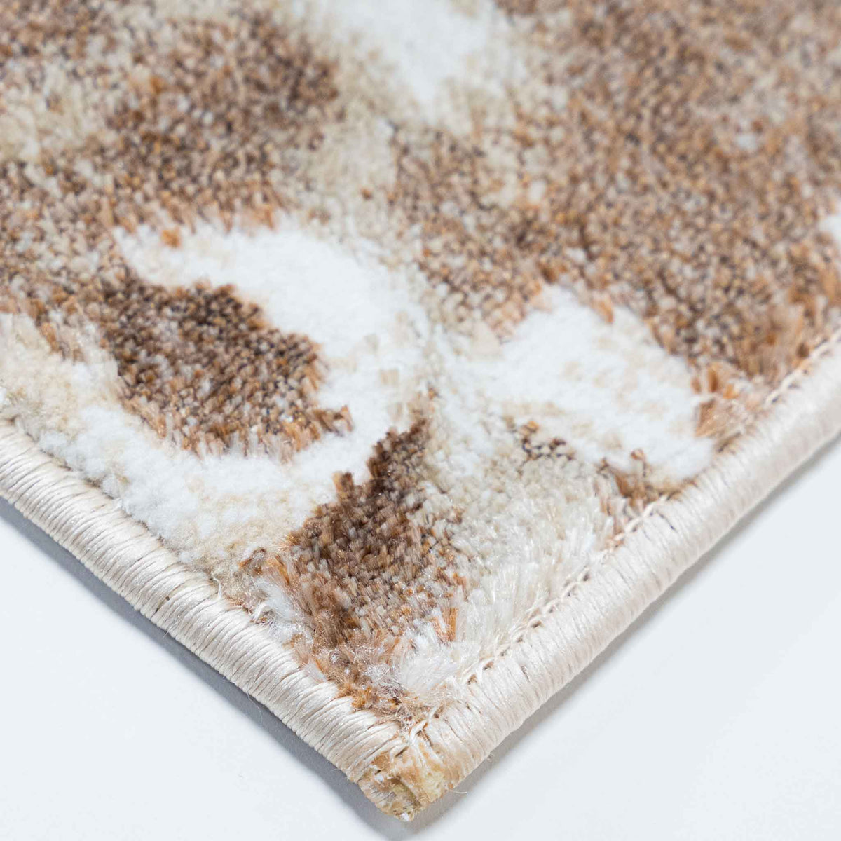 Tapete Decorativo Piave U8007 Beige / Oro – Clásico · Interior