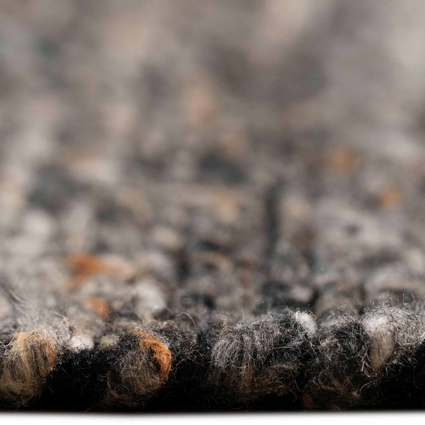 Tapete Decorativo Feizy Fiji 132N – Texturizado Moderno Charcoal | Taupe Indoor / Outdoor