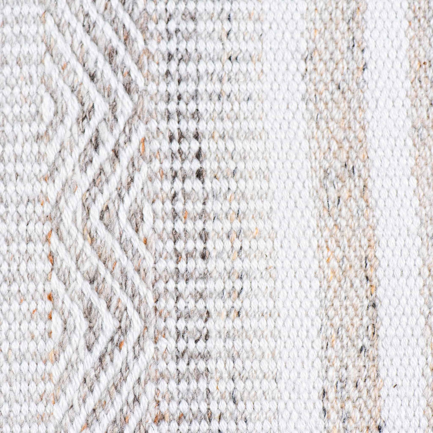 Tapete Decorativo Feizy Laia 129N – Texturizado Artesanal Beige Indoor / Outdoor