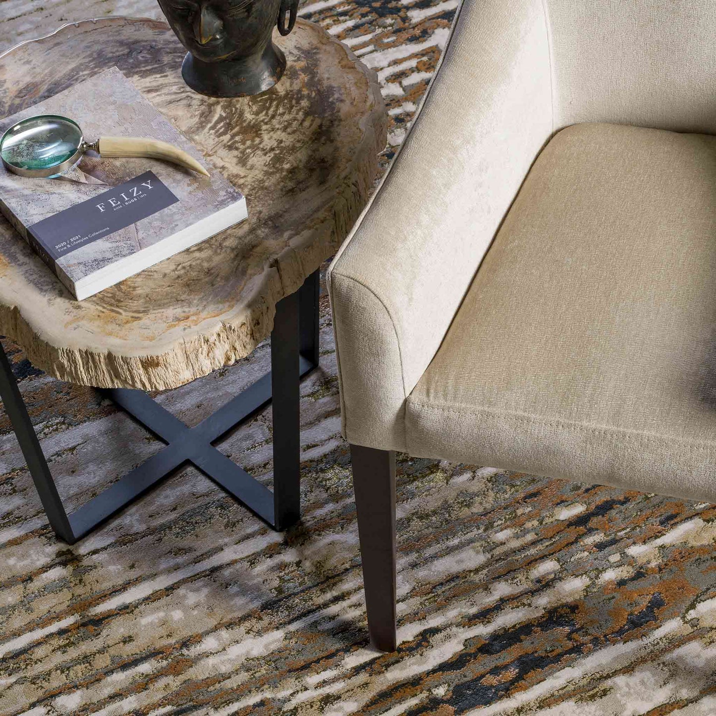 Tapete Decorativo Feizy Zuria 1020C – Abstracto Moderno Beige | Dorado