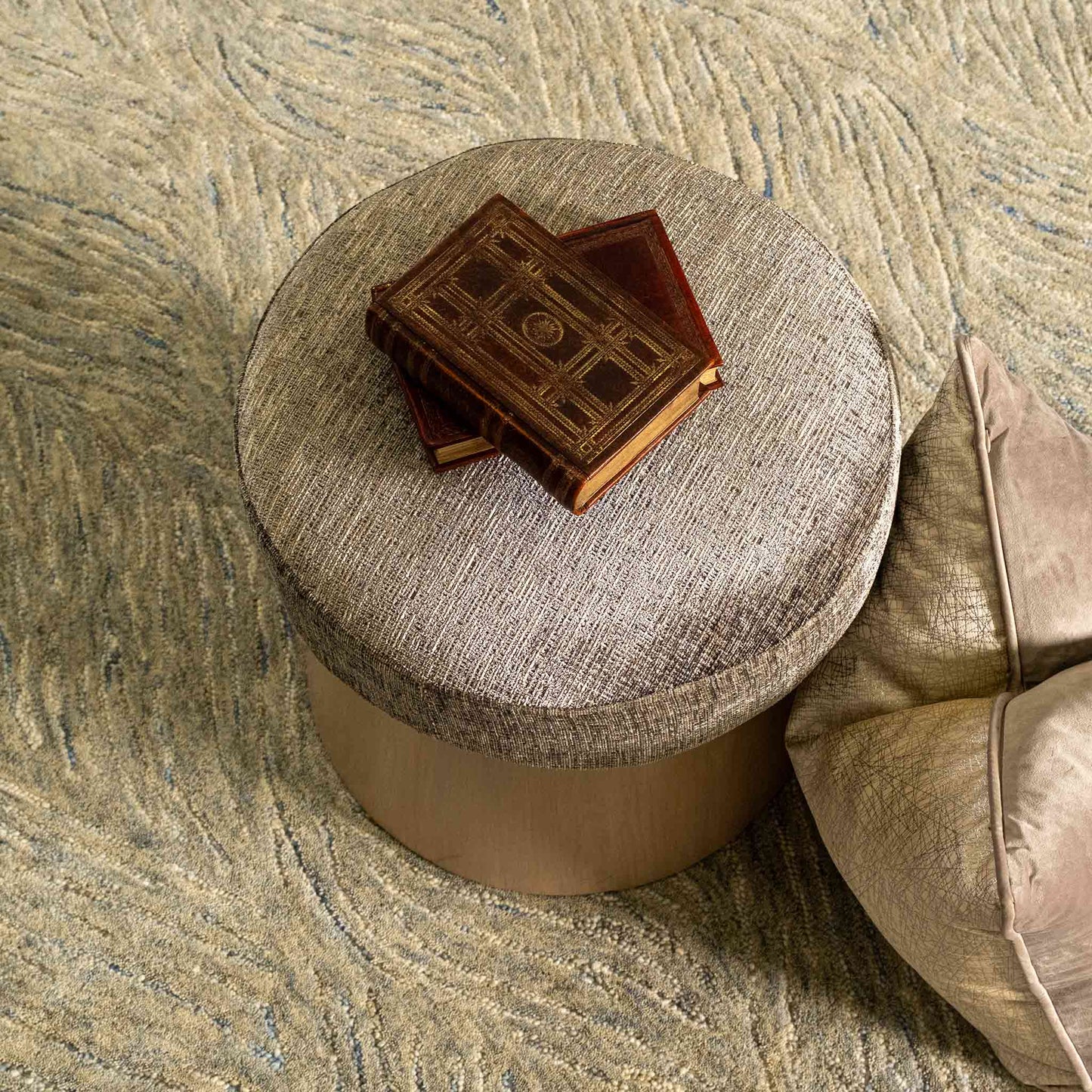 Tapete Decorativo Feizy Helena 144N – Azul Celeste | Gris en Lana Natural