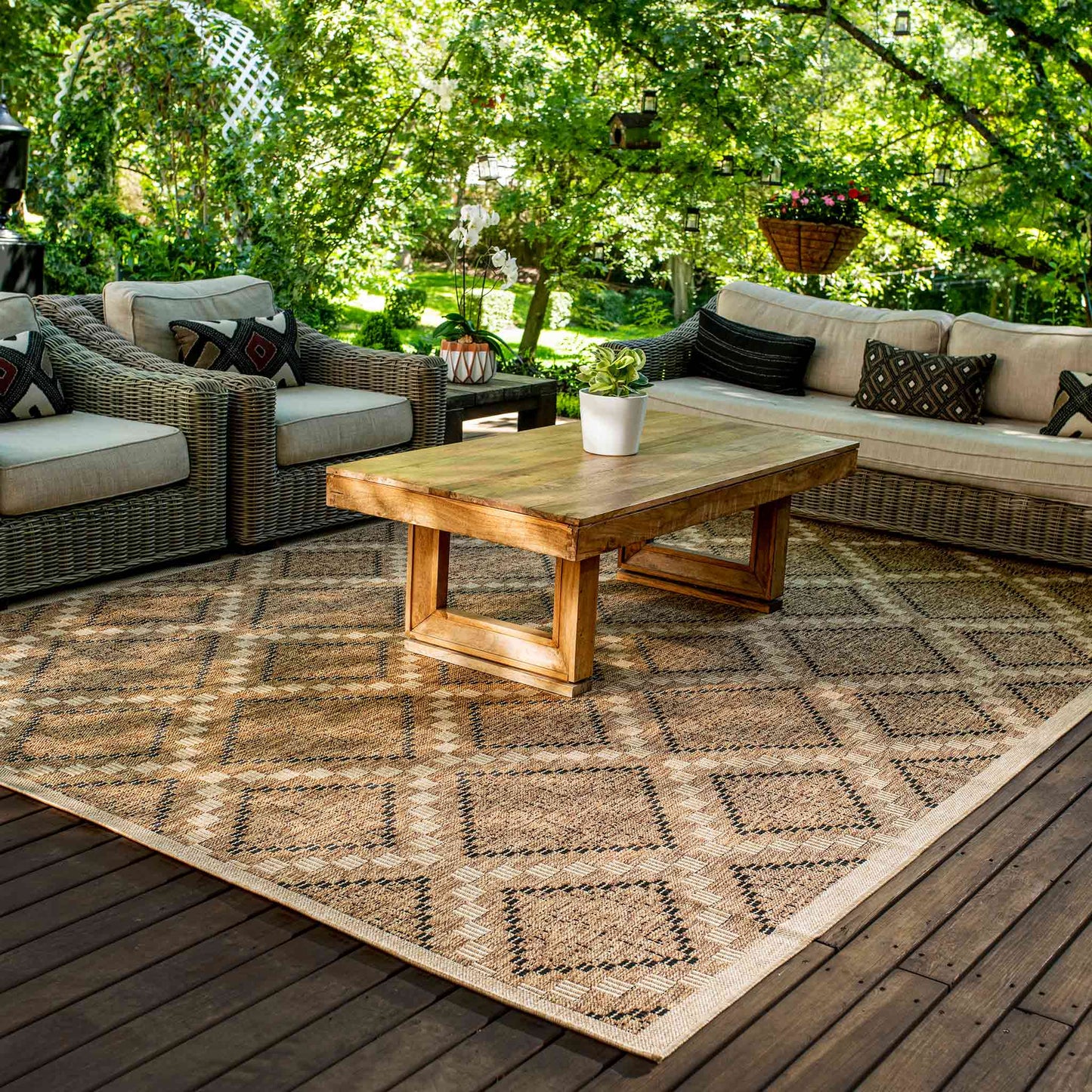 Tapete Decorativo Feizy NIZA 2005R – Geométrico Texturizado Café | Arena Indoor / Outdoor