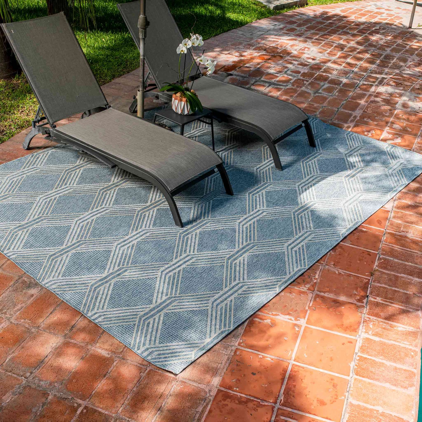 Tapete Decorativo Feizy NIZA 2006R – Geométrico Texturizado Azul Indoor / Outdoor