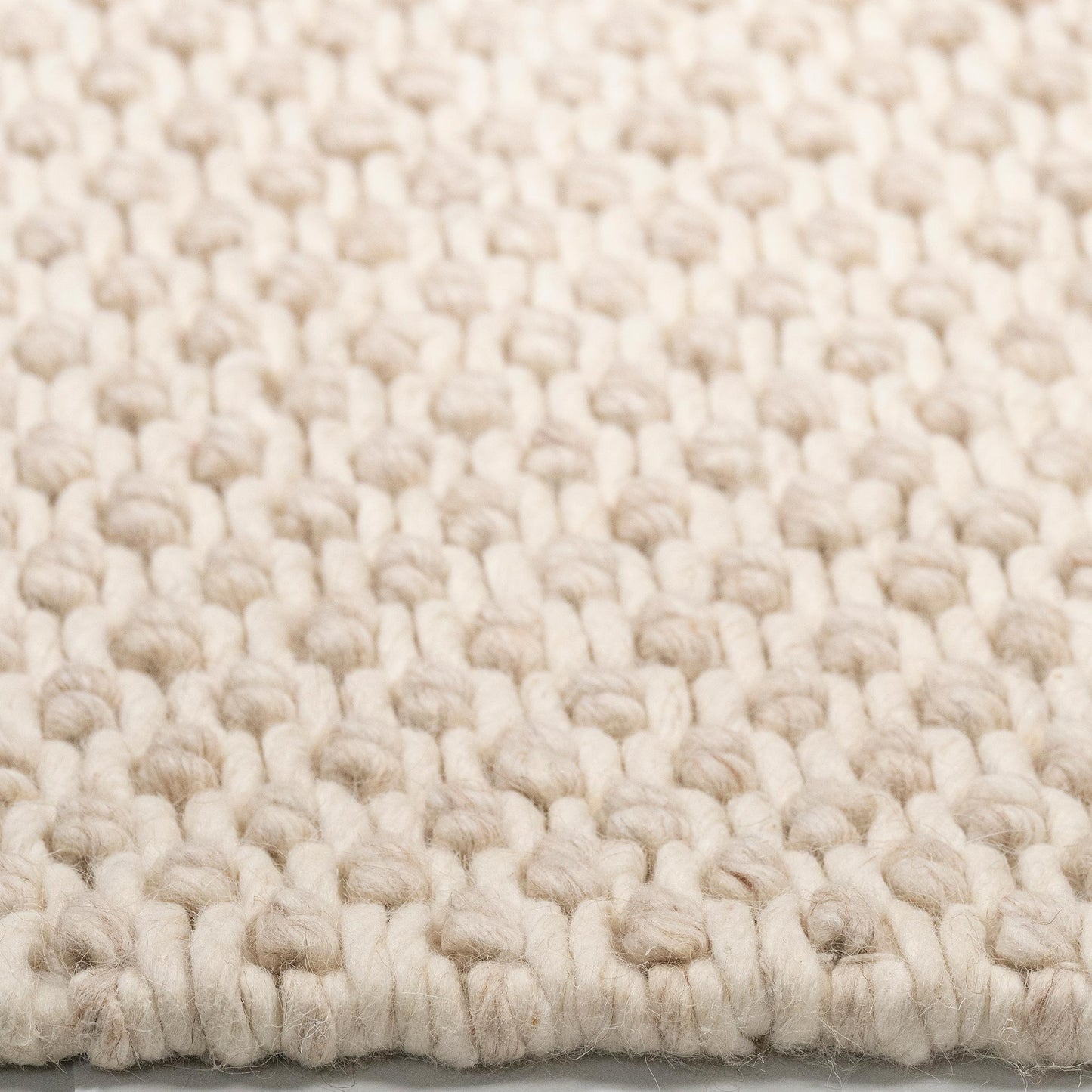 Tapete Decorativo ANIKA N8049 - Crema - Lana | Algodón | Poliéster - Hecho a Mano - Dorzav
