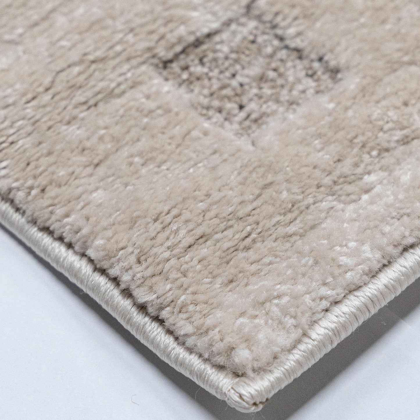 Tapete Decorativo ARAS R3012 - Beige - Poliéster | Polipropileno - Hecho a Máquina - Dorzav