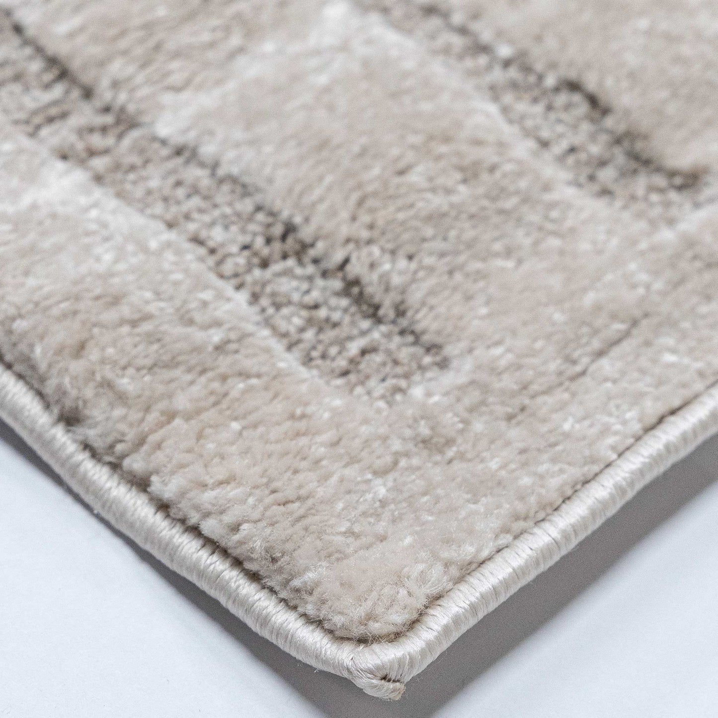 Tapete Decorativo ARAS R3013 - Beige - Poliéster | Polipropileno - Hecho a Máquina - Dorzav