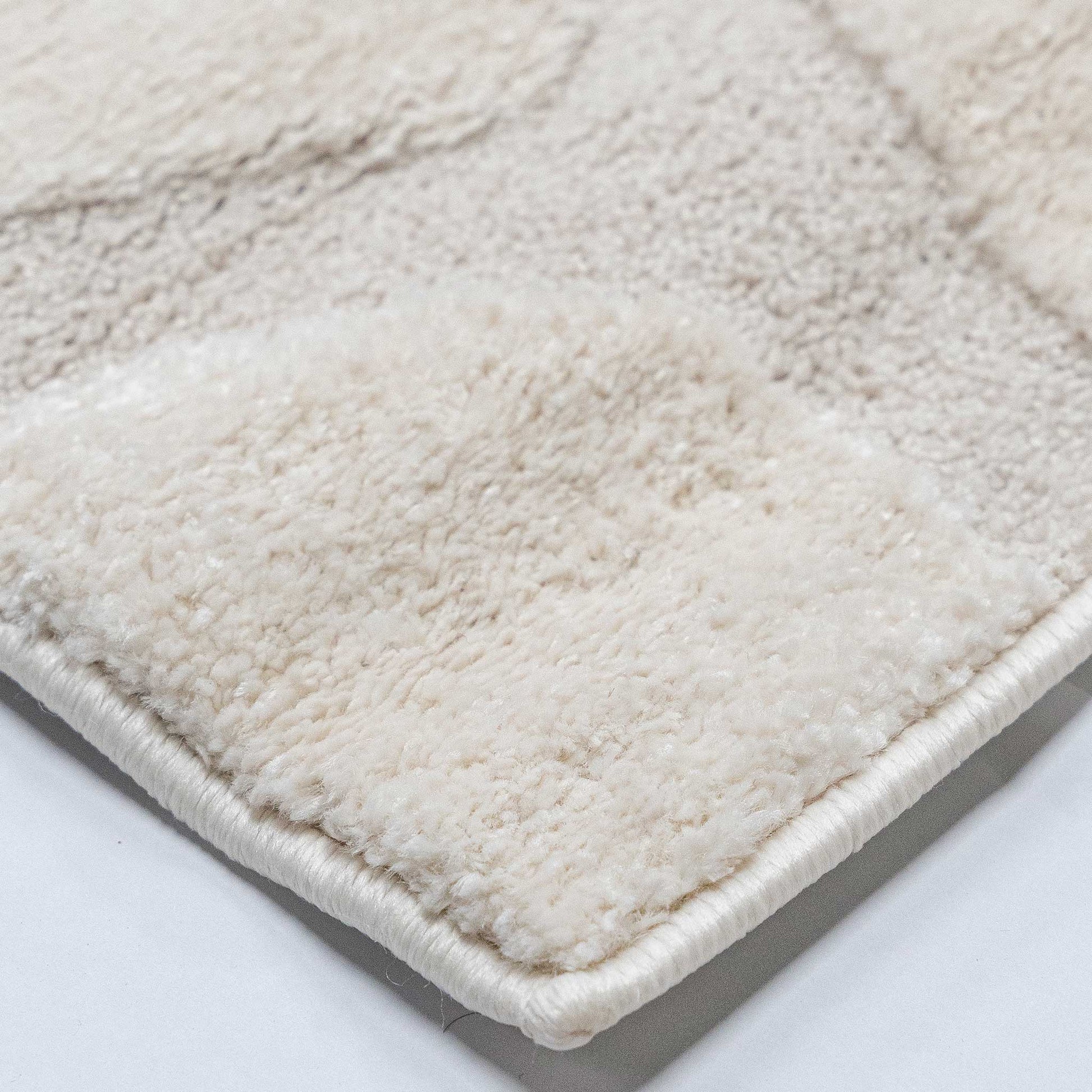 Tapete Decorativo ARAS R3016 - Beige - Poliéster | Polipropileno - Hecho a Máquina - Dorzav