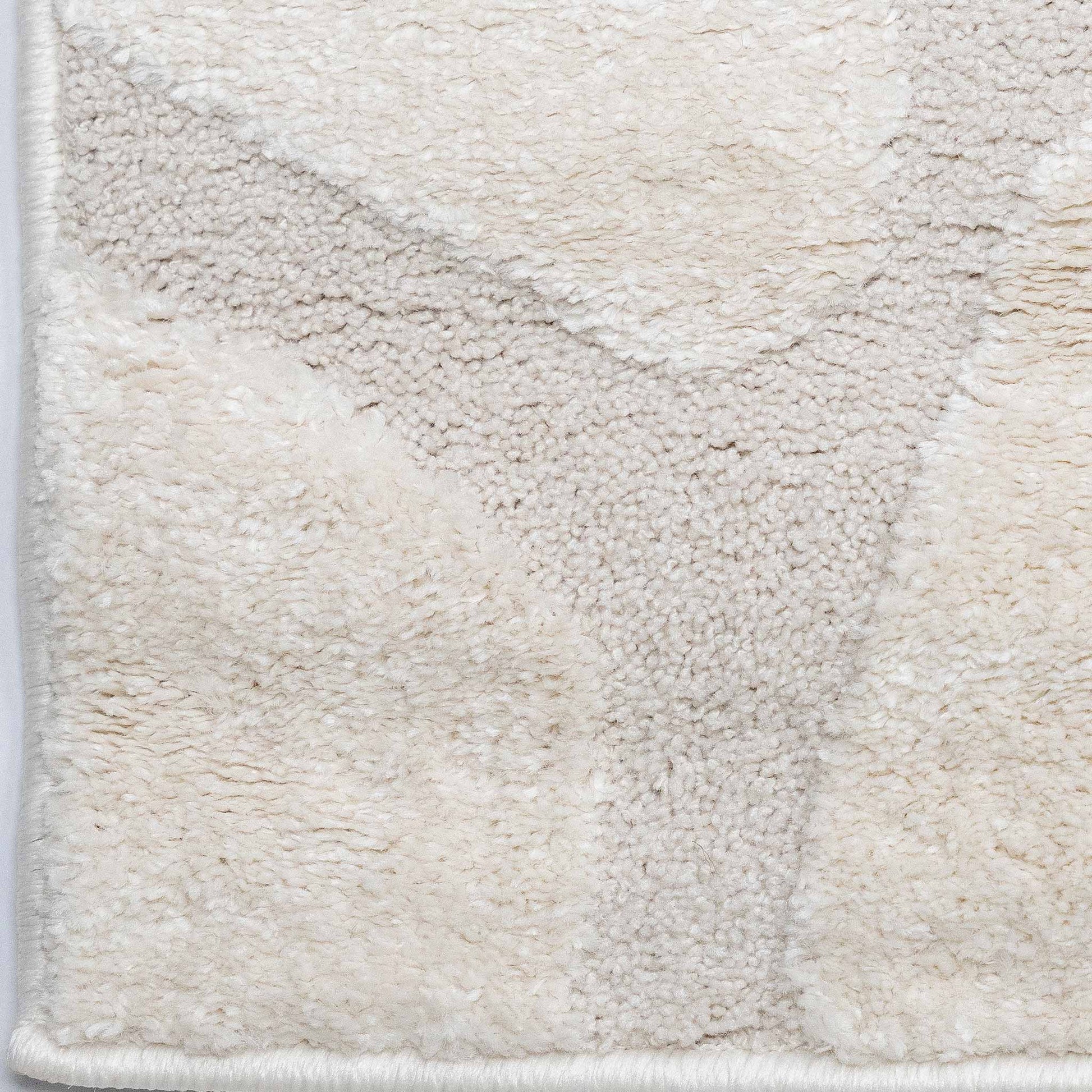 Tapete Decorativo ARAS R3016 - Beige - Poliéster | Polipropileno - Hecho a Máquina - Dorzav