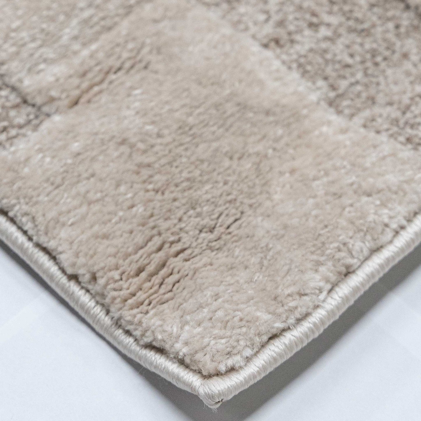 Tapete Decorativo ARAS R3019 - Beige - Poliéster | Polipropileno - Hecho a Máquina - Dorzav