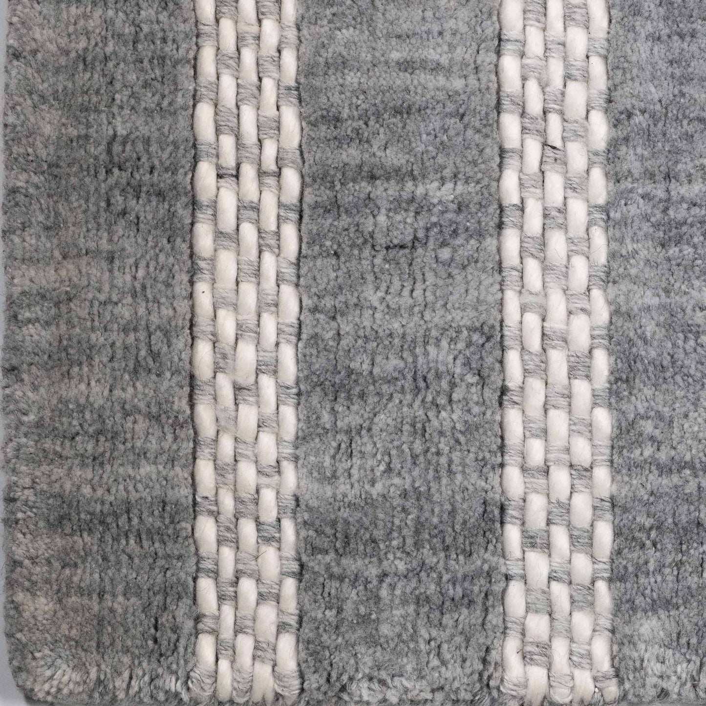 Tapete Decorativo BEAS A2006 - Gris - PET | Algodón - Hecho a Mano - Dorzav