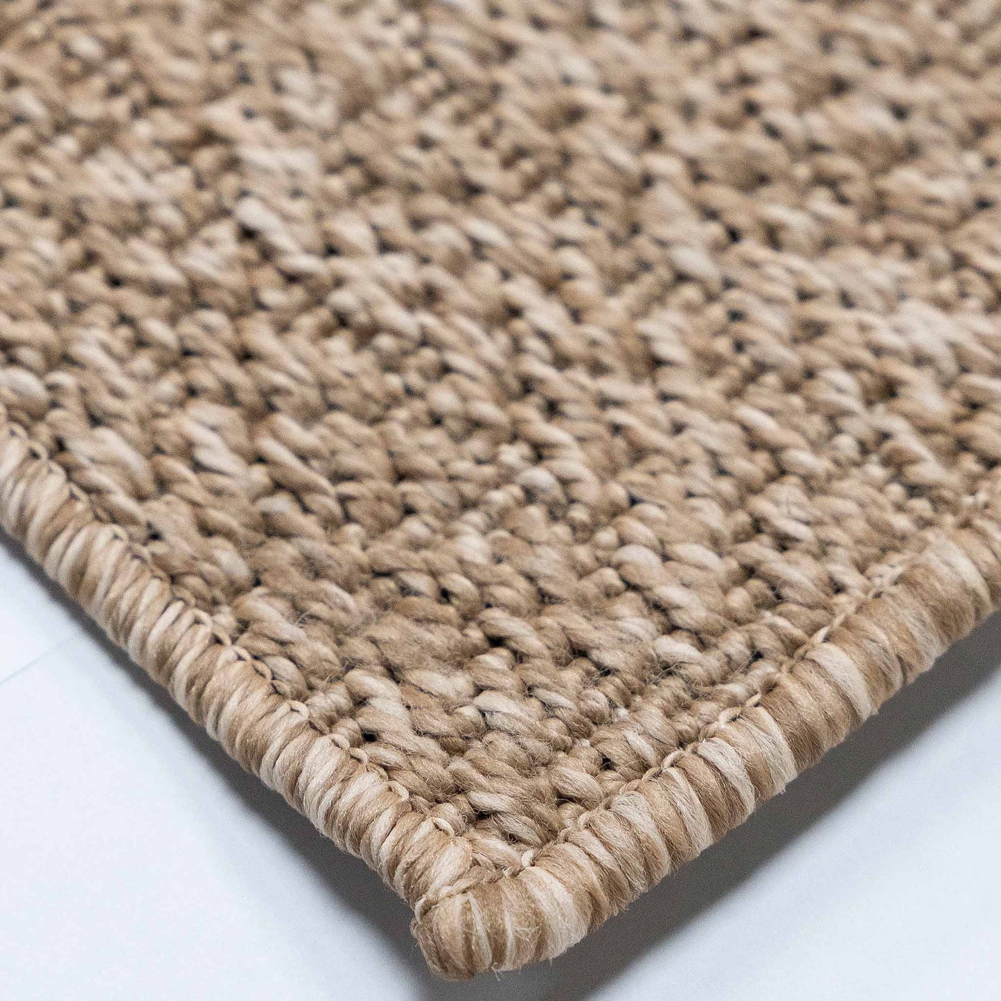 Tapete Decorativo BIGA R3003 - Beige - Polipropileno - Hecho a Máquina - Dorzav