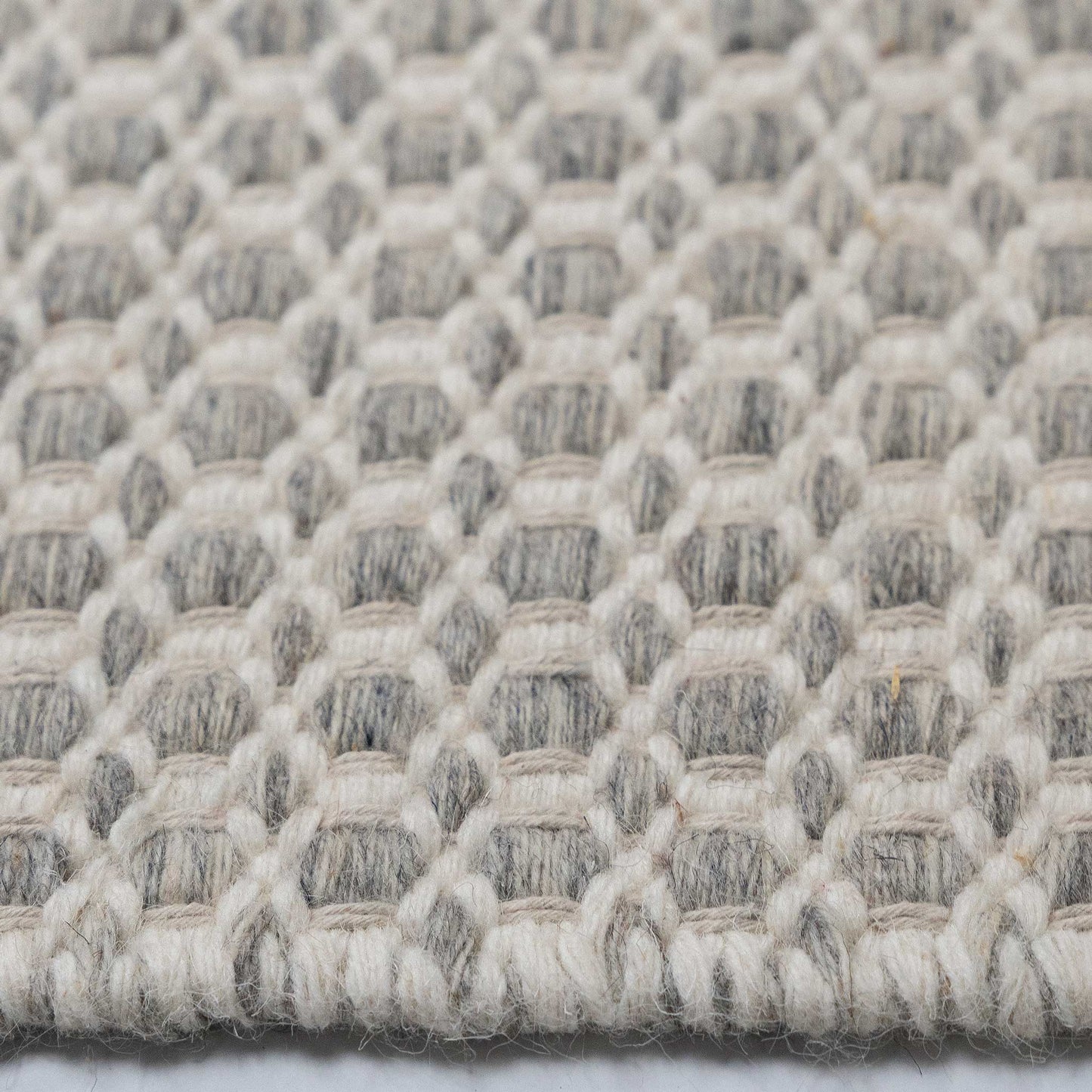 Tapete Decorativo DEYA D7002 - Crema - PET | Algodón - Hecho a Mano - Dorzav