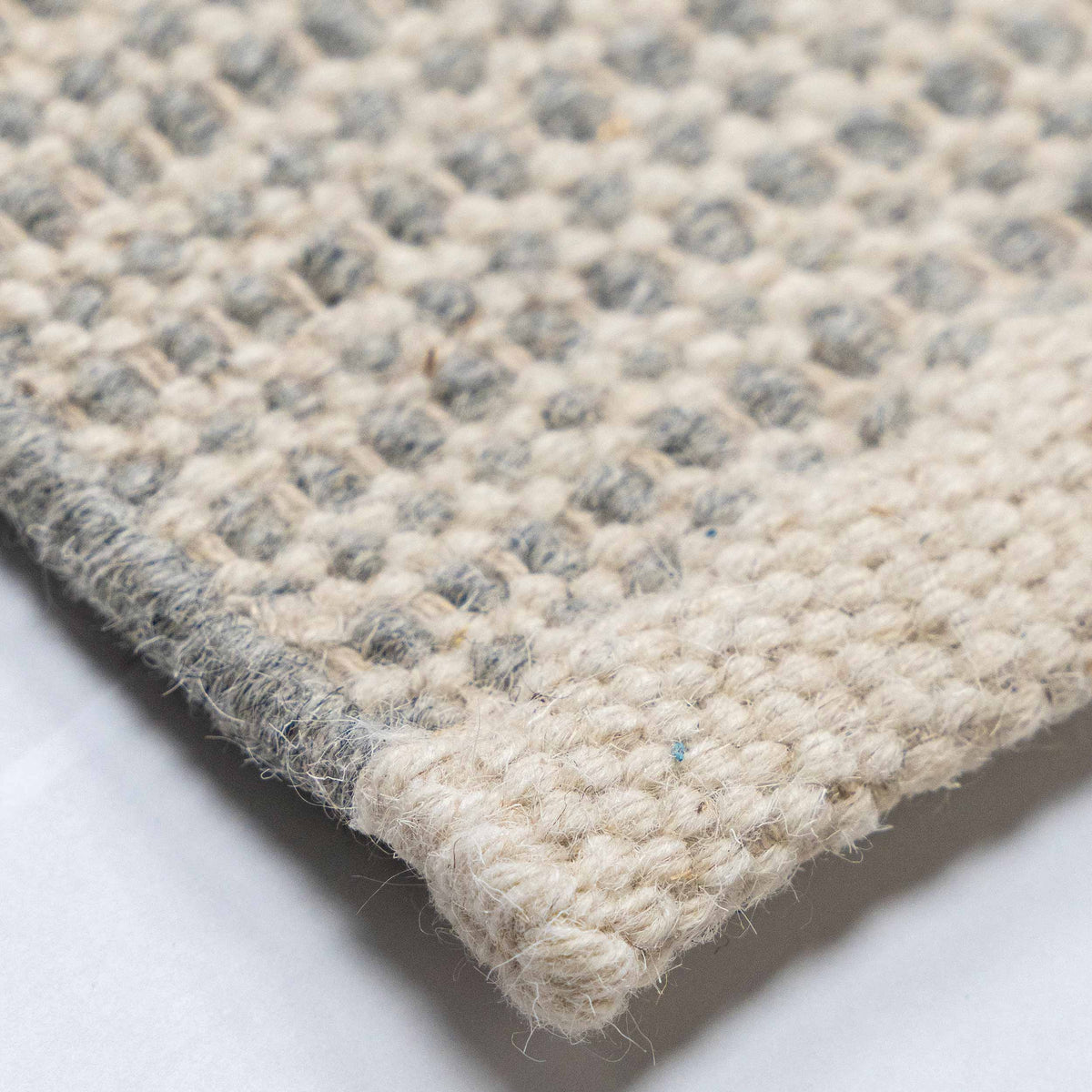 Tapete Decorativo SHAILA D8002 - Crema - Lana | Algodón - Hecho a Mano - Dorzav