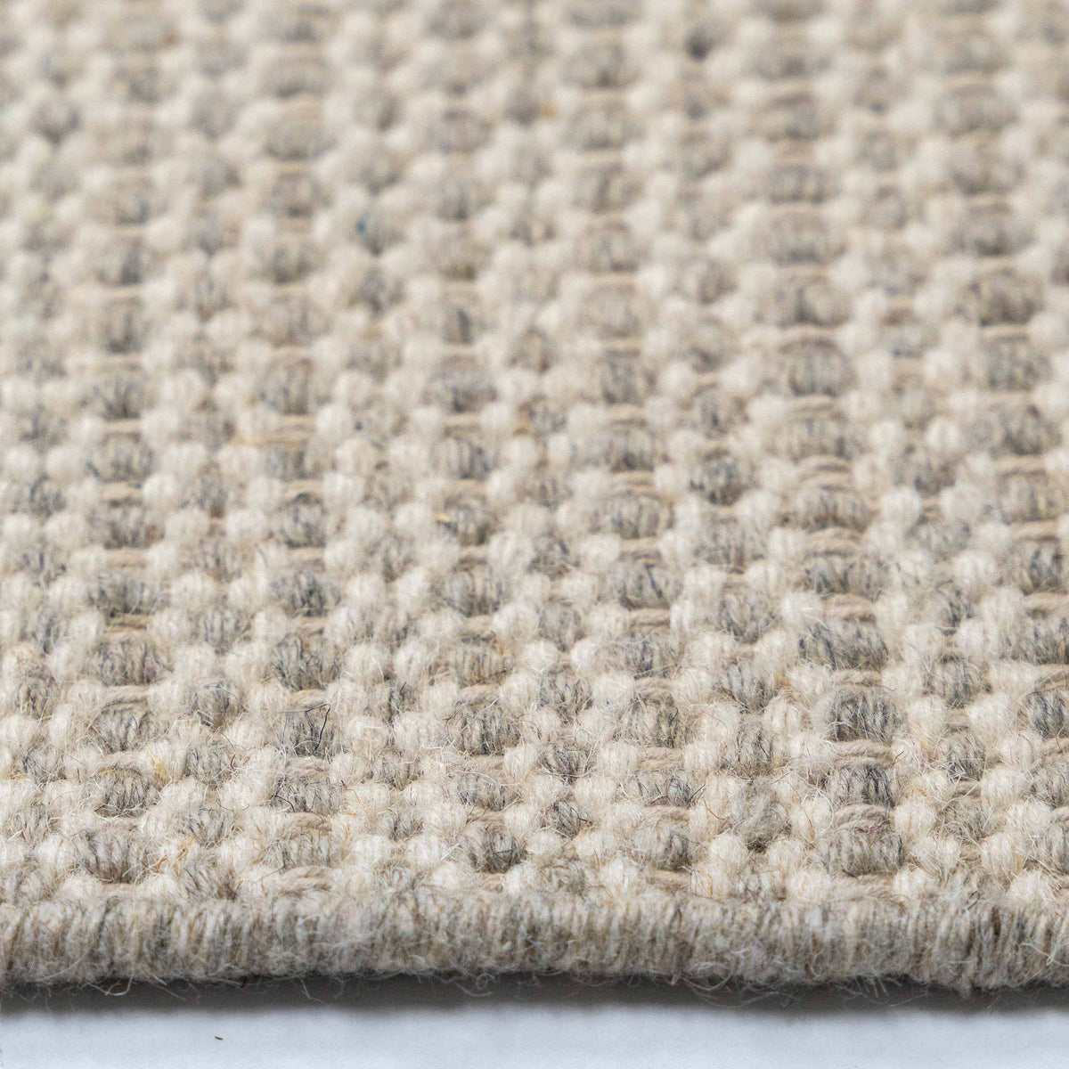 Tapete Decorativo SHAILA D8004 - Crema - Lana | Algodón - Hecho a Mano - Dorzav