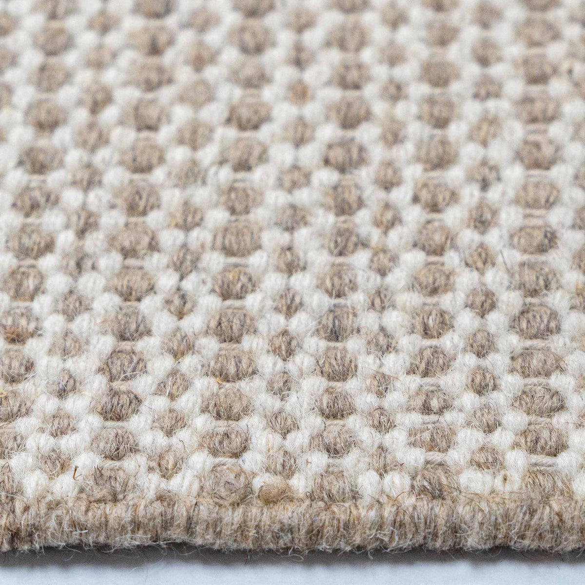 Tapete Decorativo SHAILA D8005 - Crema - Lana | Algodón - Hecho a Mano - Dorzav