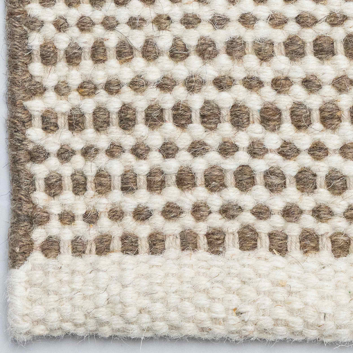 Tapete Decorativo SHAILA D8006 - Crema - Lana | Algodón - Hecho a Mano - Dorzav