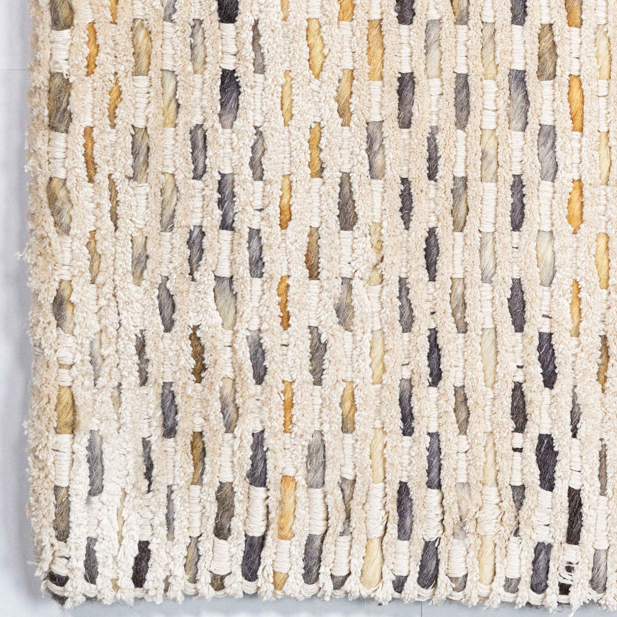 Tapete Decorativo THANE N4013 - Crema - Viscosa | Lana - Hecho a Mano - Dorzav