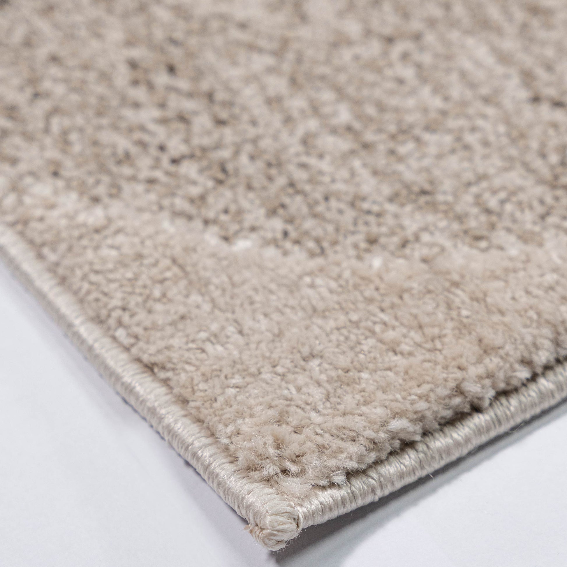 Tapete Decorativo VARSI R3020 - Crema - Poliéster | Polipropileno - Hecho a Máquina - Dorzav