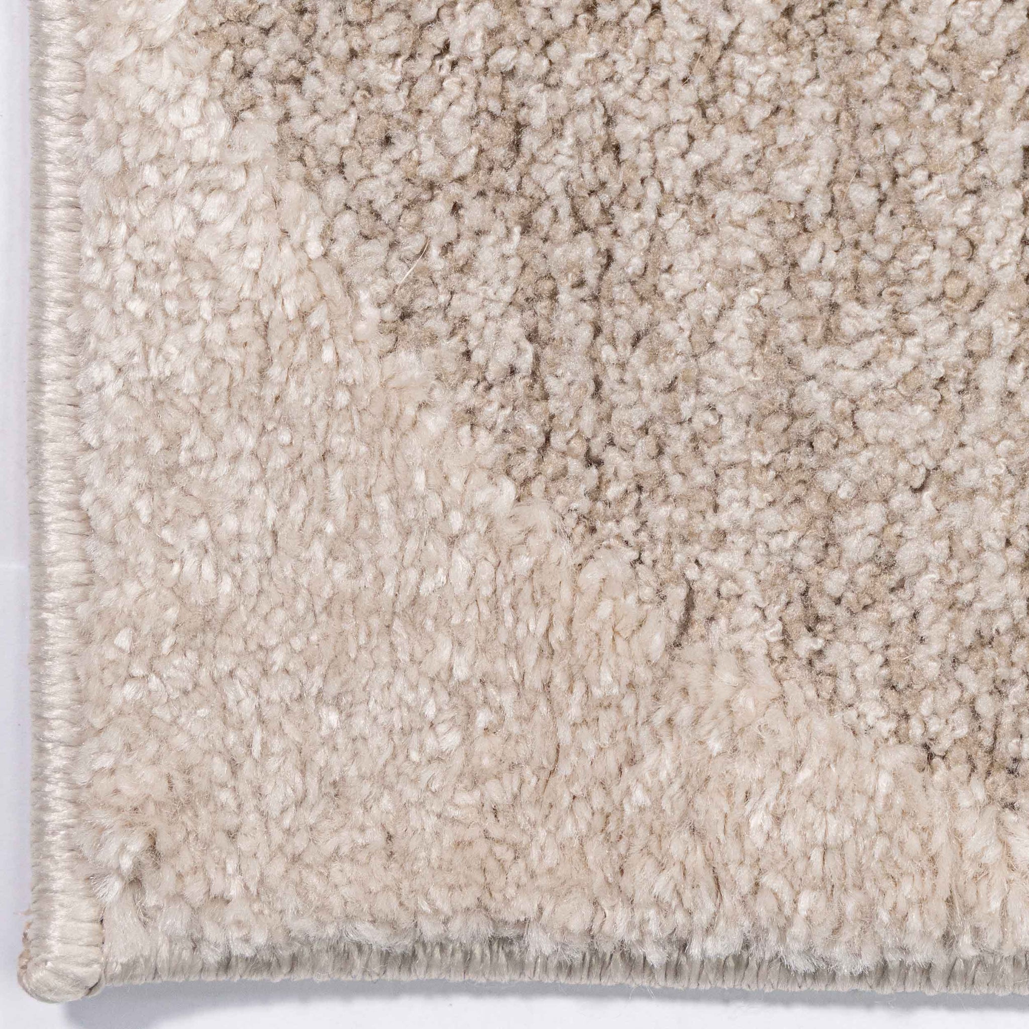 Tapete Decorativo VARSI R3020 - Crema - Poliéster | Polipropileno - Hecho a Máquina - Dorzav