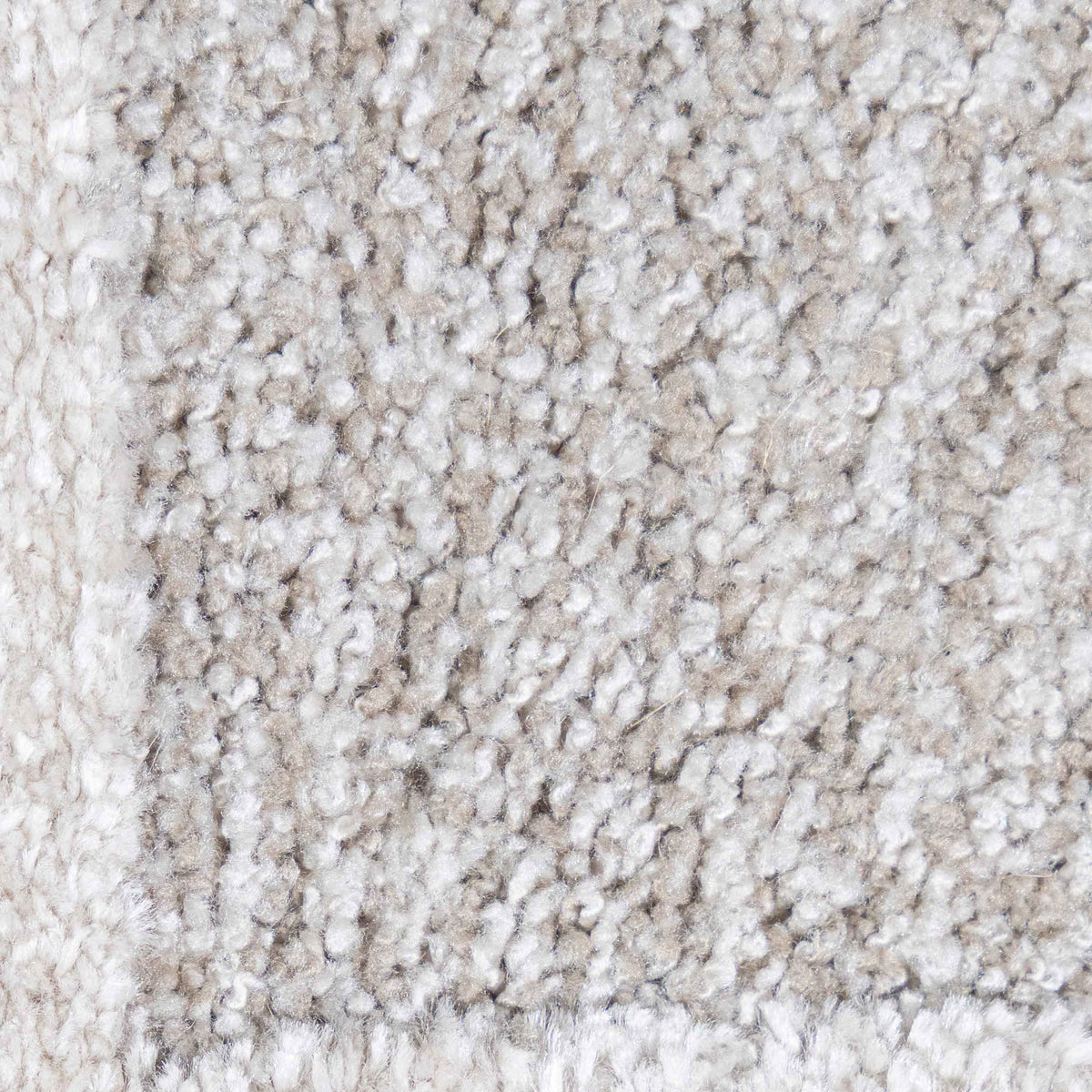 Tapete Decorativo VARSI R3020 - Crema - Poliéster | Polipropileno - Hecho a Máquina - Dorzav