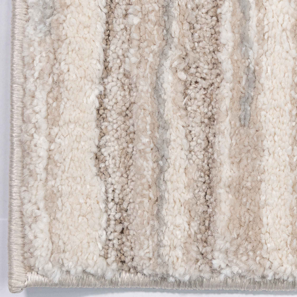 Tapete Decorativo VARSI R3027 - Crema - Poliéster | Polipropileno - Hecho a Máquina - Dorzav