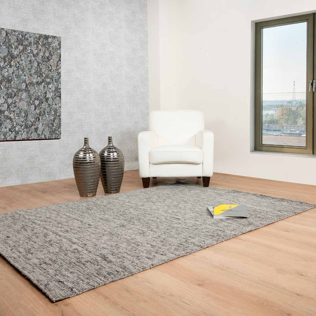 Tapete Decorativo Malda N8015 Gris / Plata – Neutro · Interior